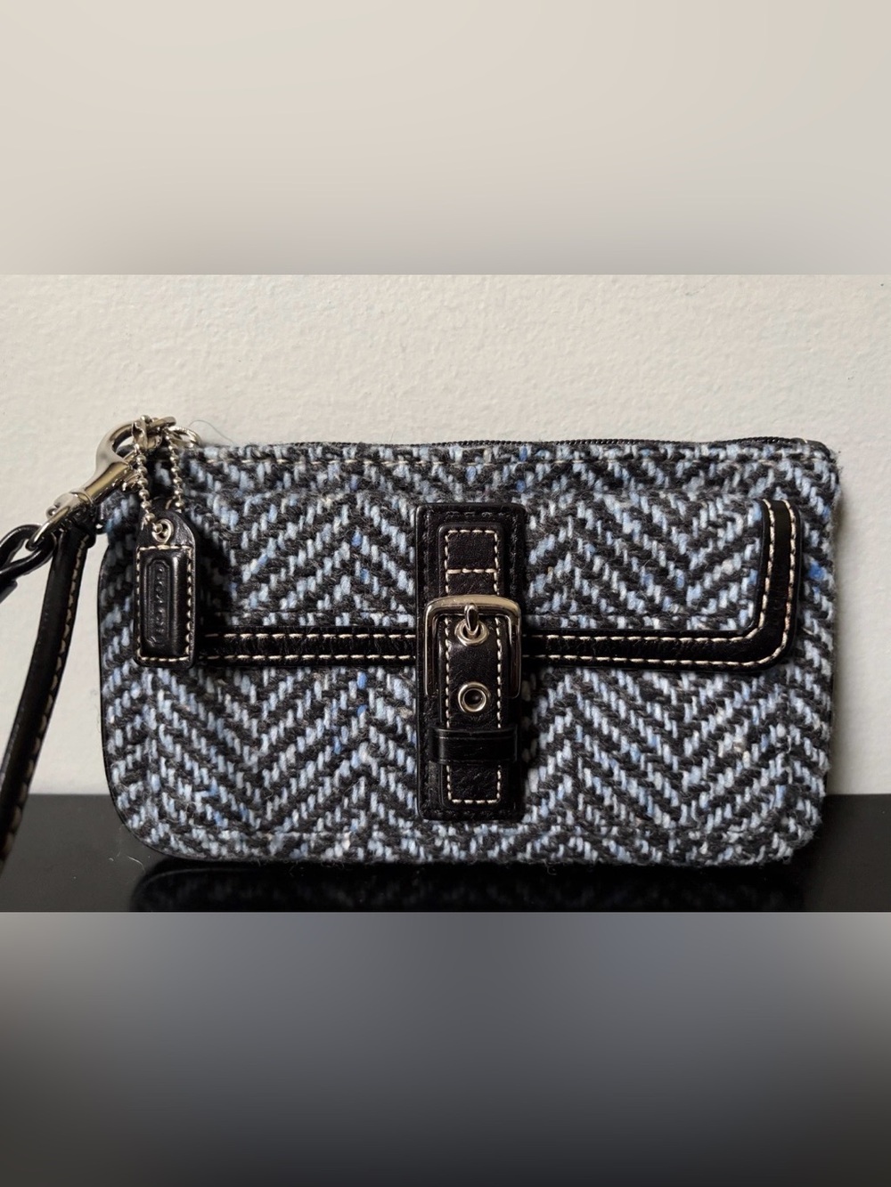 VINTAGE COACH Blue/ Black Tweed Herringbone/ Black Leather Hampton Wristlet